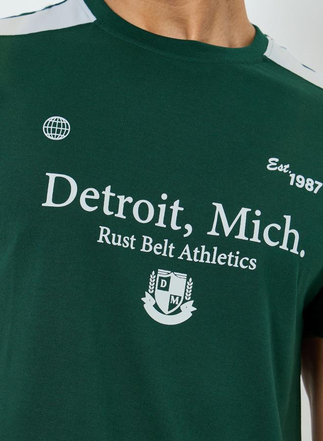 Styli Men Green Detroit Graphic Print Crew Neck T-Shirt - Image 2